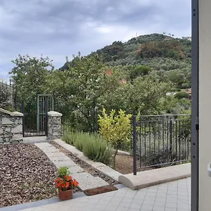  Apartment Casa Terra E Mare By Holiday World Italien